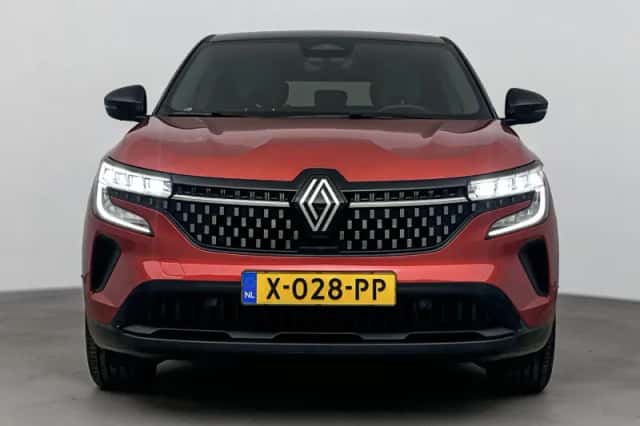 Renault Austral (2023) thumbnail 5