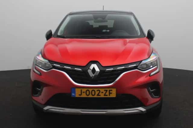 Renault Captur (2020) thumbnail 3
