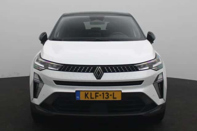 Renault Captur (2025) thumbnail 3