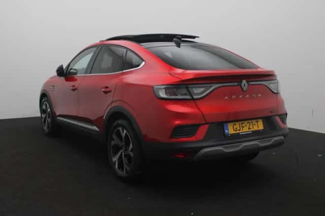 Renault Arkana (2024) thumbnail 2