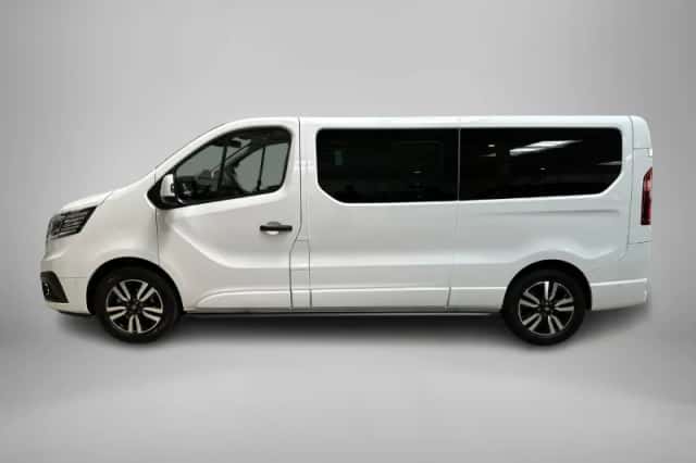Renault Trafic (2024) thumbnail 2