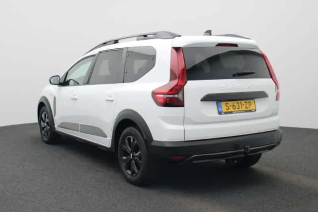 Dacia Jogger (2023) thumbnail 2