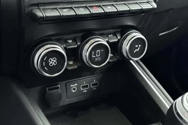 Renault Clio (2020) thumbnail 15