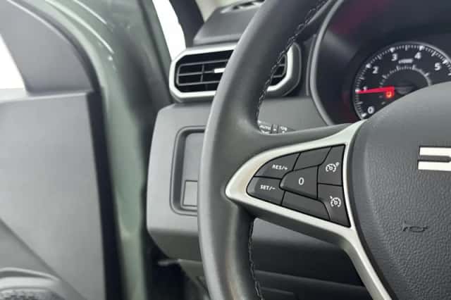 Dacia Duster (2024) thumbnail 6