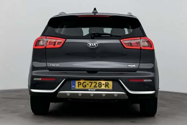 Kia Niro (2017) thumbnail 3