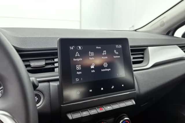 Renault Captur (2023) thumbnail 7