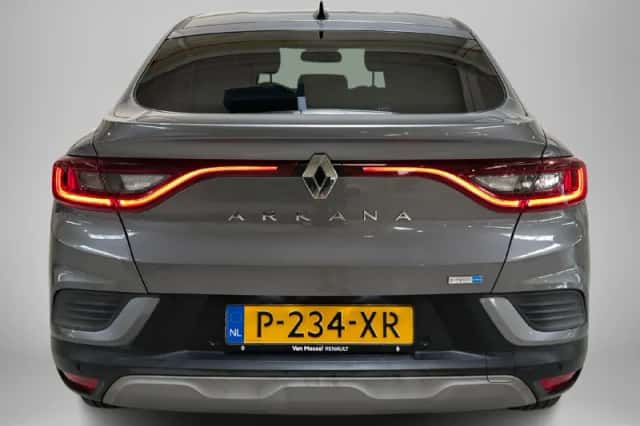 Renault Arkana (2022) thumbnail 3