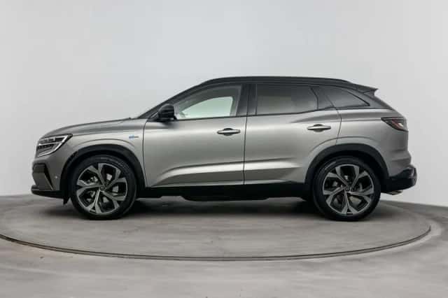 Renault Austral (2023) thumbnail 2