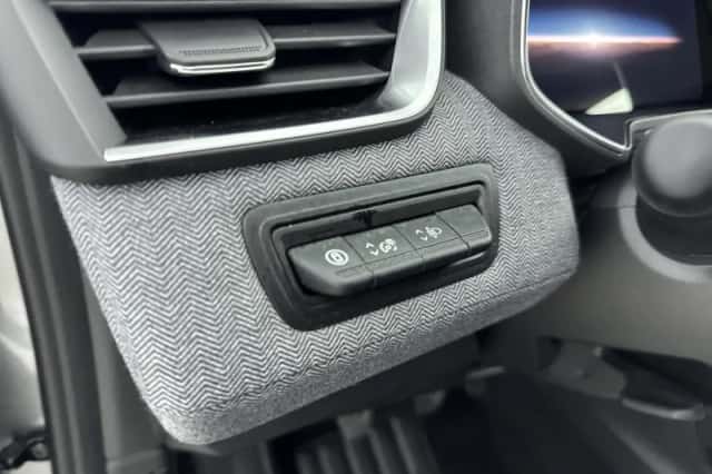 Renault Clio (2025) thumbnail 17