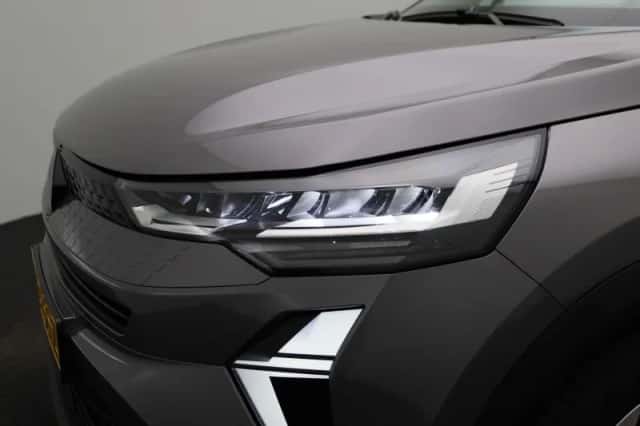 Renault Captur (2024) thumbnail 12