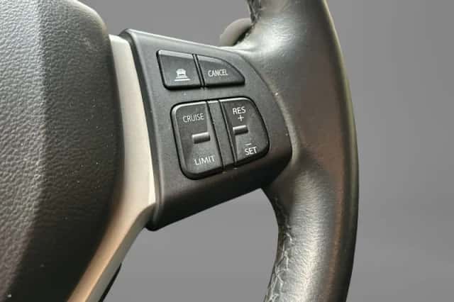 Suzuki Vitara (2021) thumbnail 6