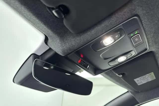 Renault Clio (2024) thumbnail 20
