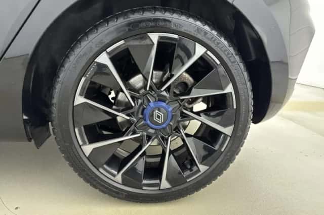 Renault Clio (2024) thumbnail 25