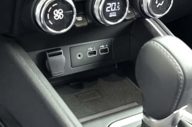 Renault Clio (2024) thumbnail 27
