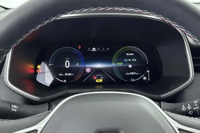 Renault Clio (2024) thumbnail 9