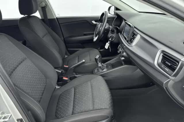 Kia Rio (2018) thumbnail 29