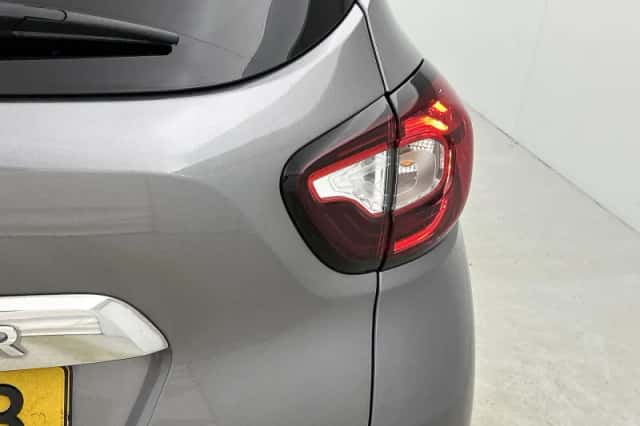 Renault Captur (2018) thumbnail 26