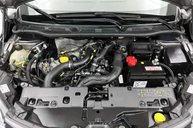 Renault Captur (2018) thumbnail 28