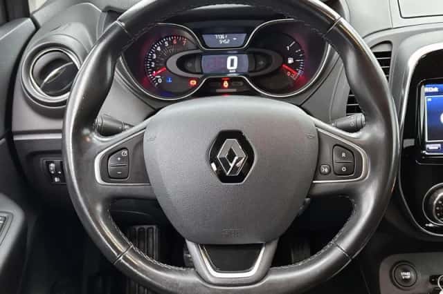 Renault Captur (2018) thumbnail 32