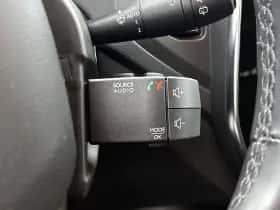 Renault Captur (2018) thumbnail 10