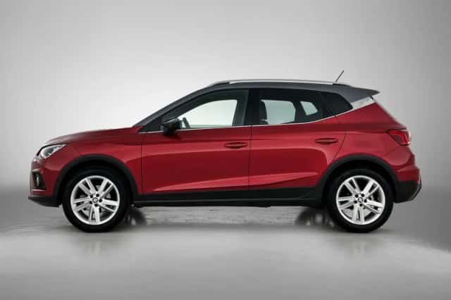 SEAT Arona (2018) thumbnail 2
