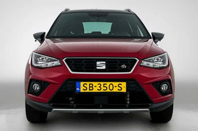 SEAT Arona (2018) thumbnail 5
