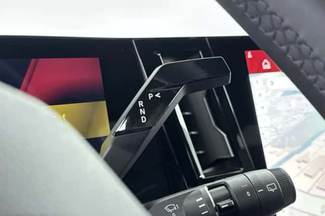 Renault Mégane E-Tech (2025) thumbnail 18