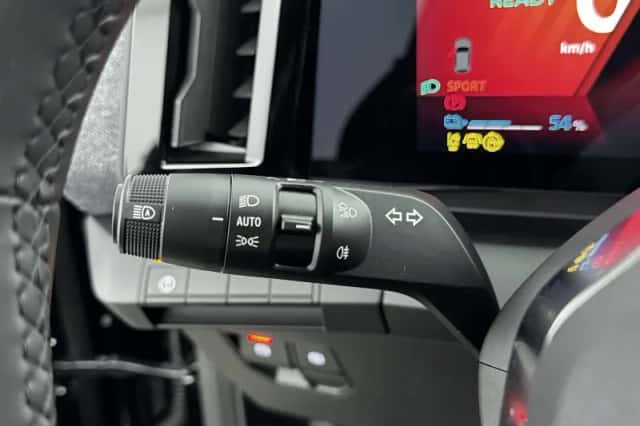 Renault Mégane E-Tech (2025) thumbnail 22