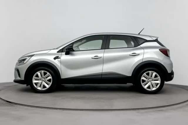 Renault Captur (2023) thumbnail 2