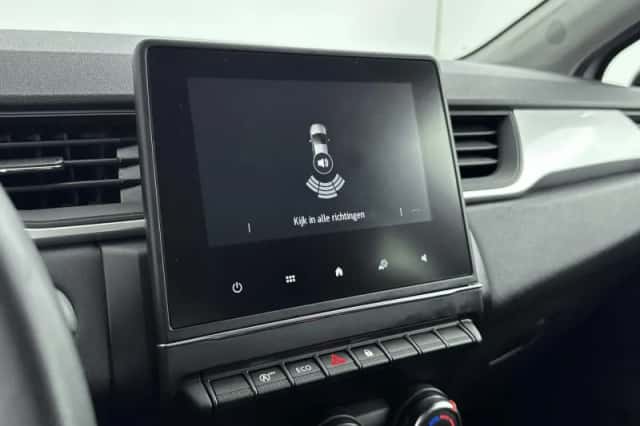 Renault Captur (2023) thumbnail 20