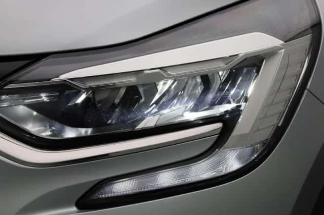Renault Captur (2022) thumbnail 14