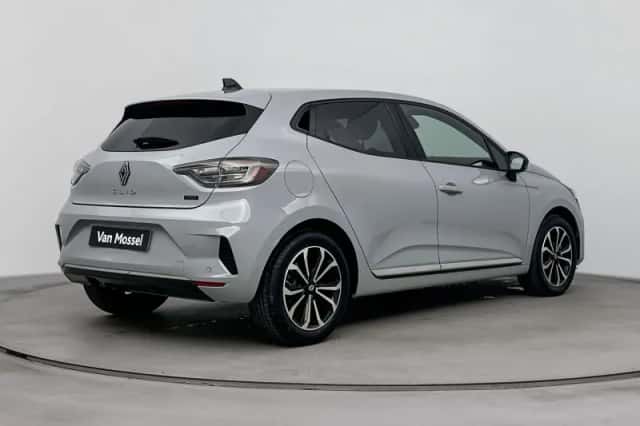 Renault Clio (2025) thumbnail 4