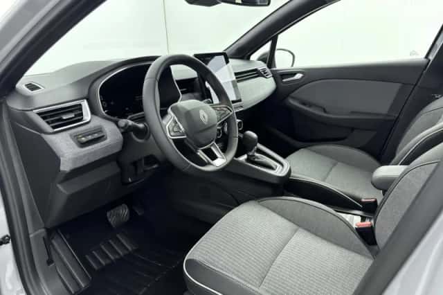 Renault Clio (2025) thumbnail 8
