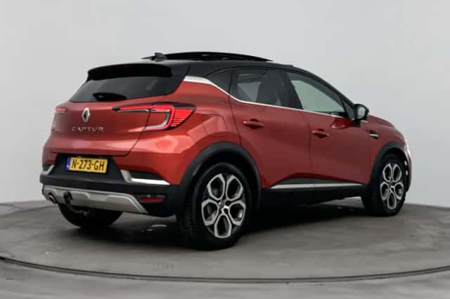 Renault Captur (2020) thumbnail 4