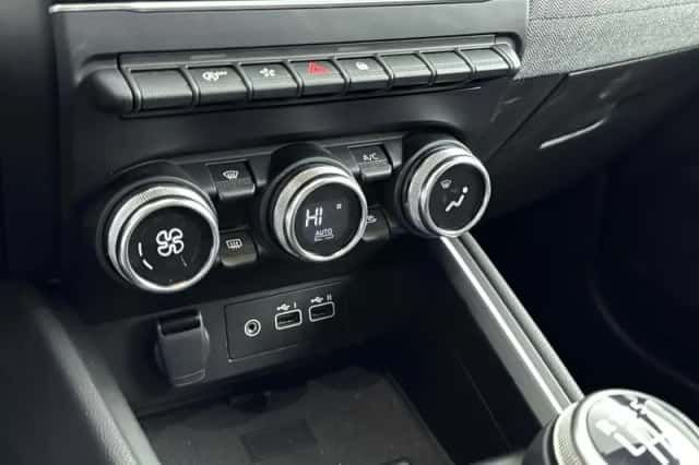 Renault Clio (2025) thumbnail 19