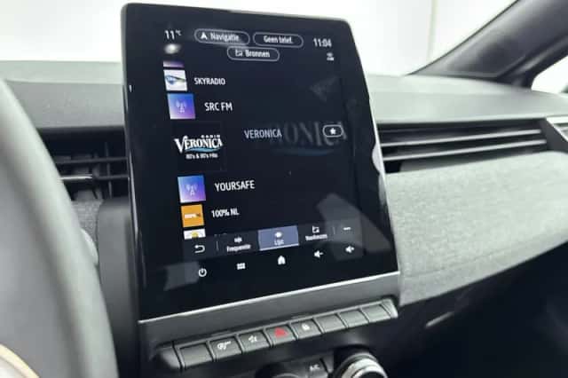 Renault Clio (2025) thumbnail 6