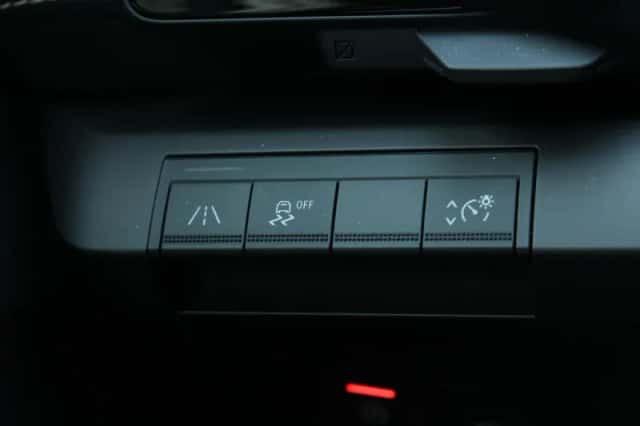 Renault Mégane E-Tech (2025) thumbnail 31