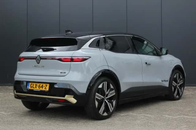 Renault Mégane E-Tech (2025) thumbnail 5