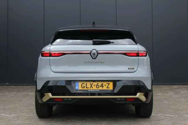 Renault Mégane E-Tech (2025) thumbnail 6