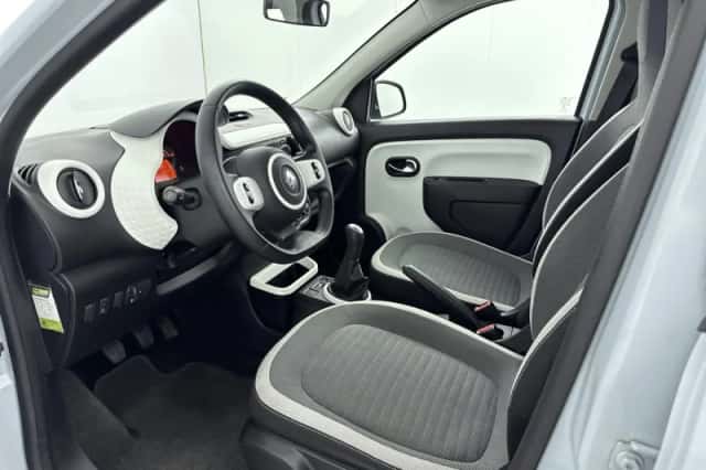 Renault Twingo (2016) thumbnail 12