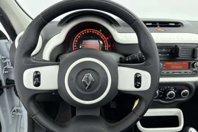Renault Twingo (2016) thumbnail 16