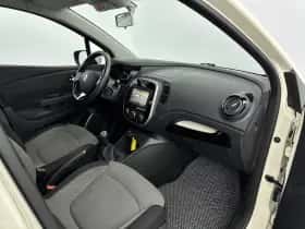 Renault Captur (2014) thumbnail 17