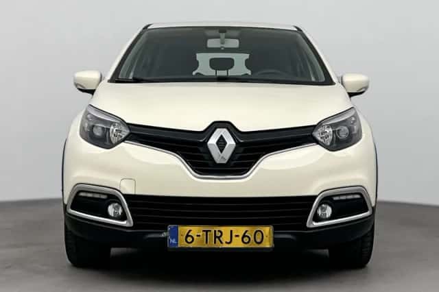 Renault Captur (2014) thumbnail 5