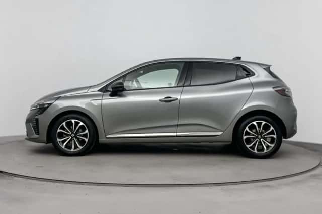 Renault Clio (2025) thumbnail 2