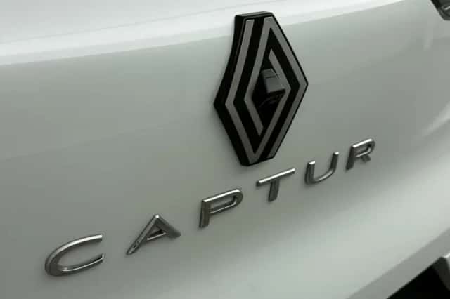 Renault Captur (2025) thumbnail 21