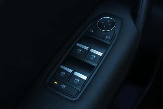 Renault Captur (2025) thumbnail 15