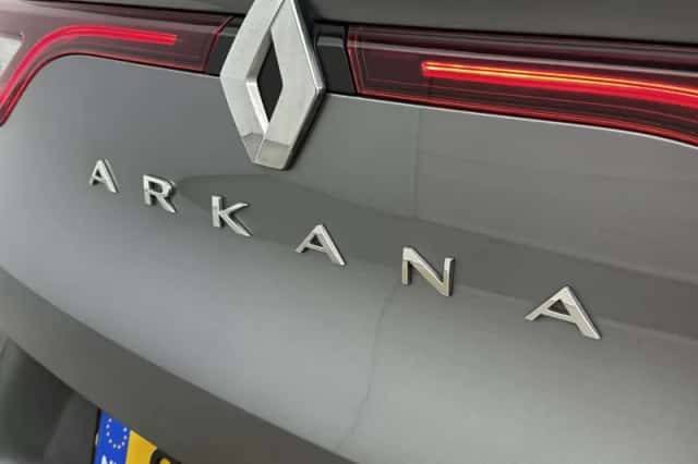 Renault Arkana (2023) thumbnail 17