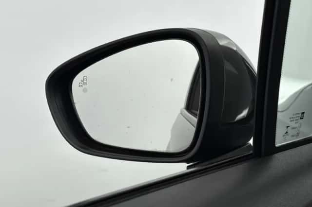 Opel Crossland X (2020) thumbnail 22