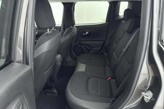 Jeep Renegade (2017) thumbnail 25