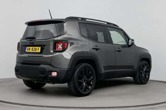 Jeep Renegade (2017) thumbnail 4